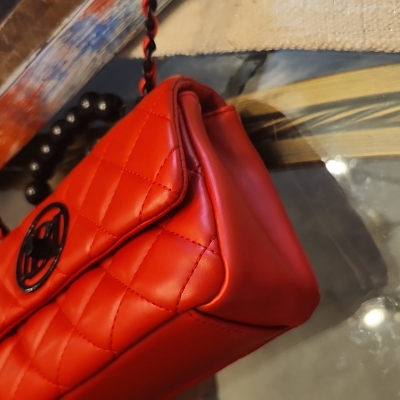 Badgley Mischka Red Crossbody Bag with Quilted Design - Picture 5 of 14